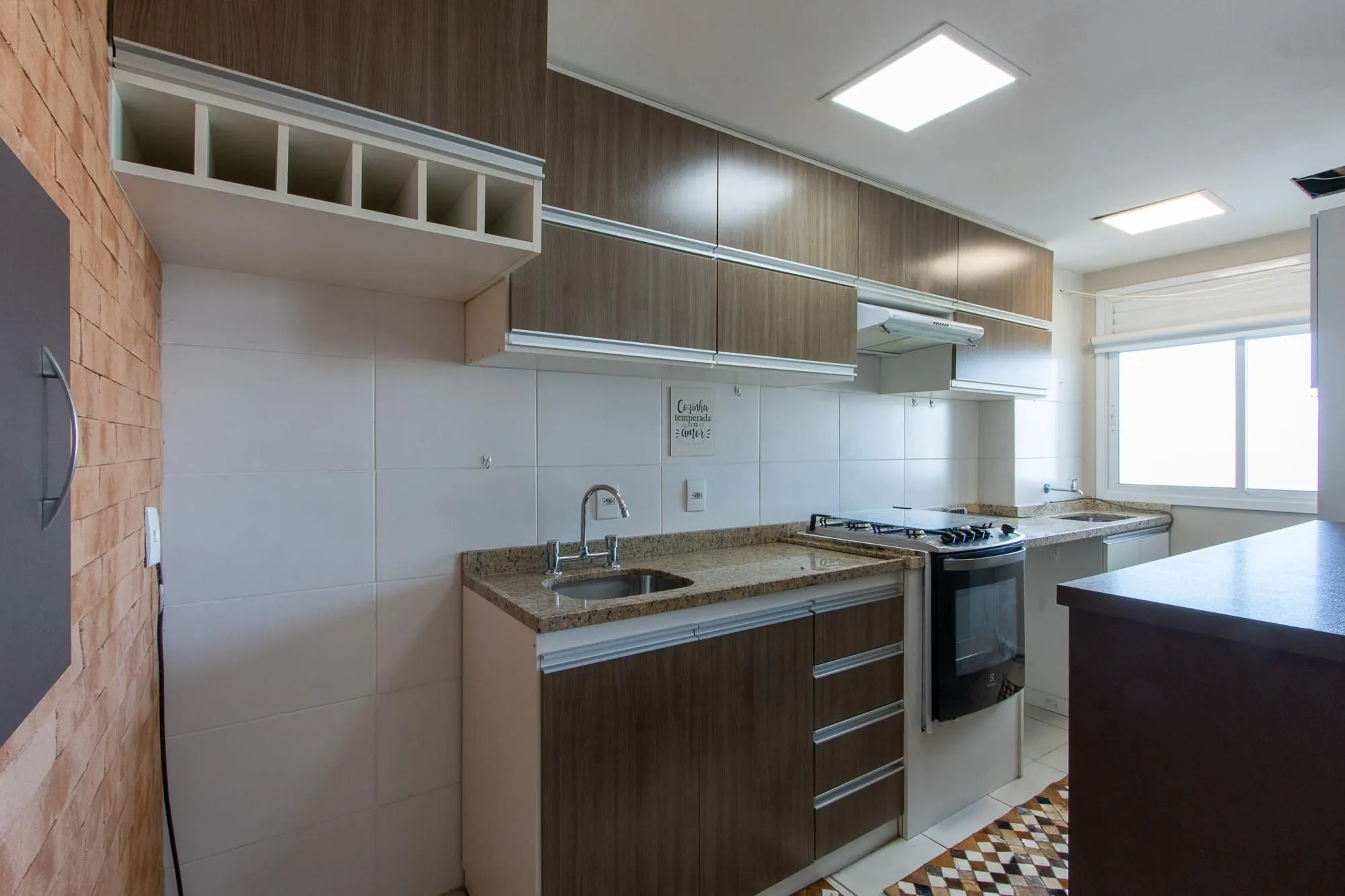 Imagem Apartamento com 2 dormitórios e 60m² à venda no bairro Tristeza