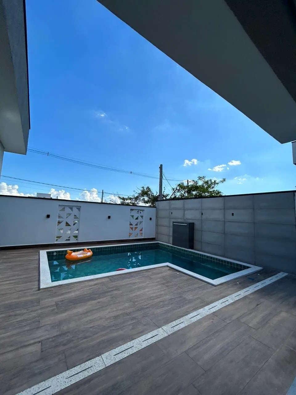 Imagem Casa à venda 3 Quartos, 1 Suite, 6 Vagas, 480M², Mombaça, Pindamonhangaba - SP | Condominio Village Splendore