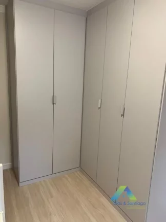 Imagem SANTO ANDRÉ 200 metros, 4 dormitórios, 1 suíte, 3 vagas com ótima localização e valor !!!