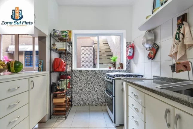 Imagem Casa à Venda em Pinheiros Com 2 Dormitórios e 1 Vaga