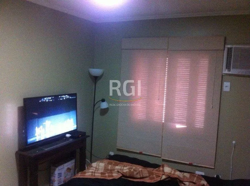Imagem Apartamento para Venda - 84.59m², 2 dormitórios, 1 vaga - Sarandí