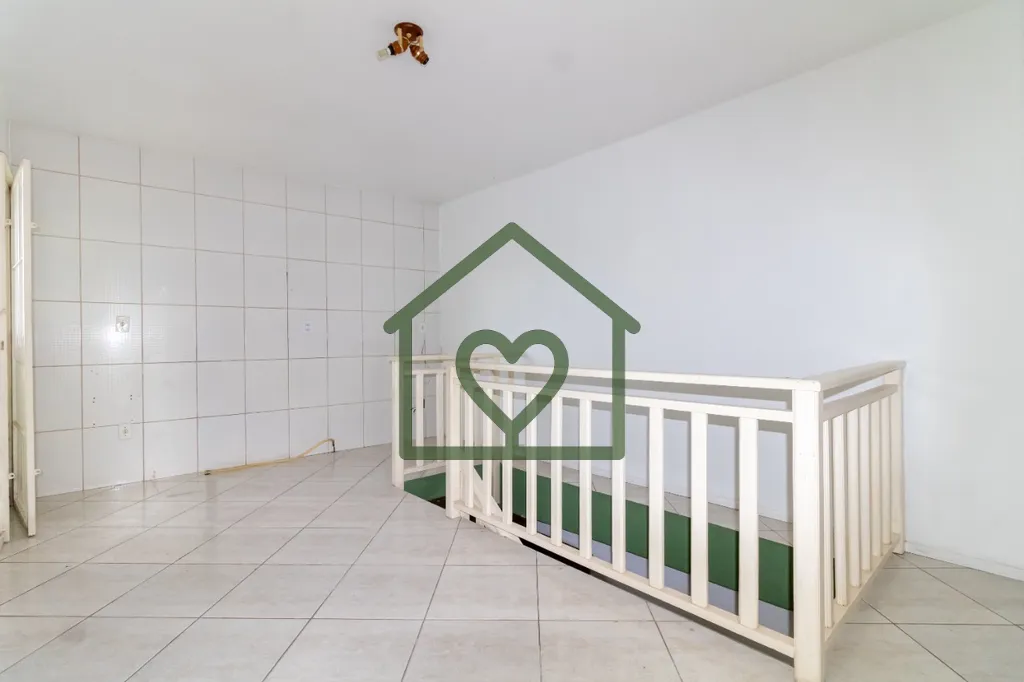 Imagem Para você que busca uma excelente localização para moradia ou montar seu próprio negócio, conhe...