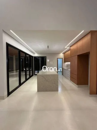 Imagem Casa com 4 dormitórios à venda, 225 m² por R$ 2.149.000,00 - Jardim Presidente - Goiânia/GO