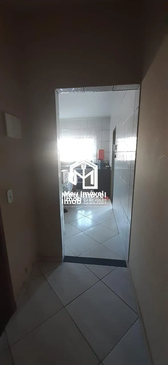Imagem Casa Setor SHIS 4 Quartos 2 Vagas 230m² Quintal Luziânia