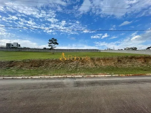 Terreno à venda 2000M², Chácaras Cataguá, Taubaté - SP | Condomínio Sao Felix do Cataguá