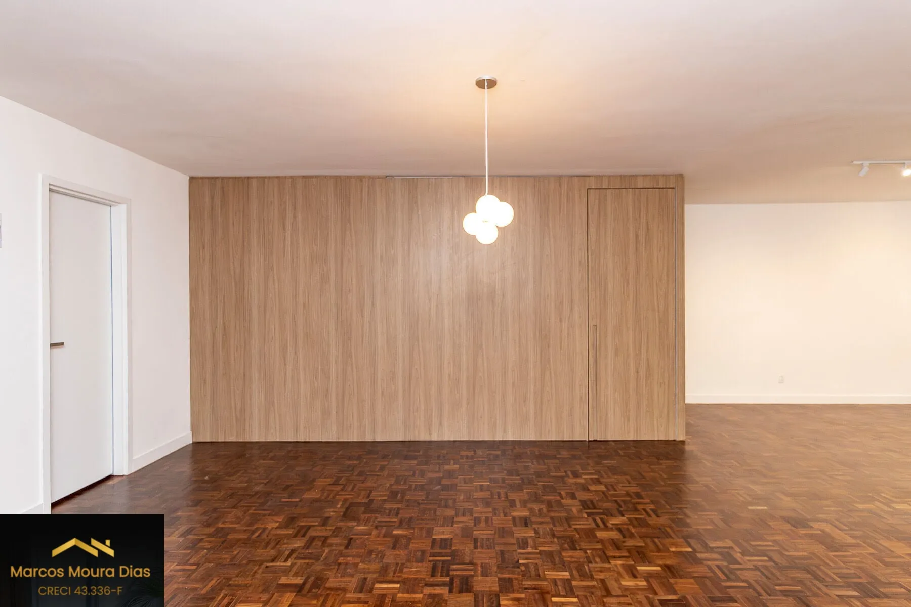 Imagem Apartamento Alto Padrão 3 suítes,167m2 ,reformado, 2 vagas, Alameda Sarutaiá