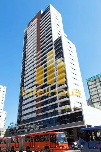 Imagem Na esquina da Av. Sete de Setembro com Mal. Floriano, em frente ao Shopping Estação, conjuntos com...