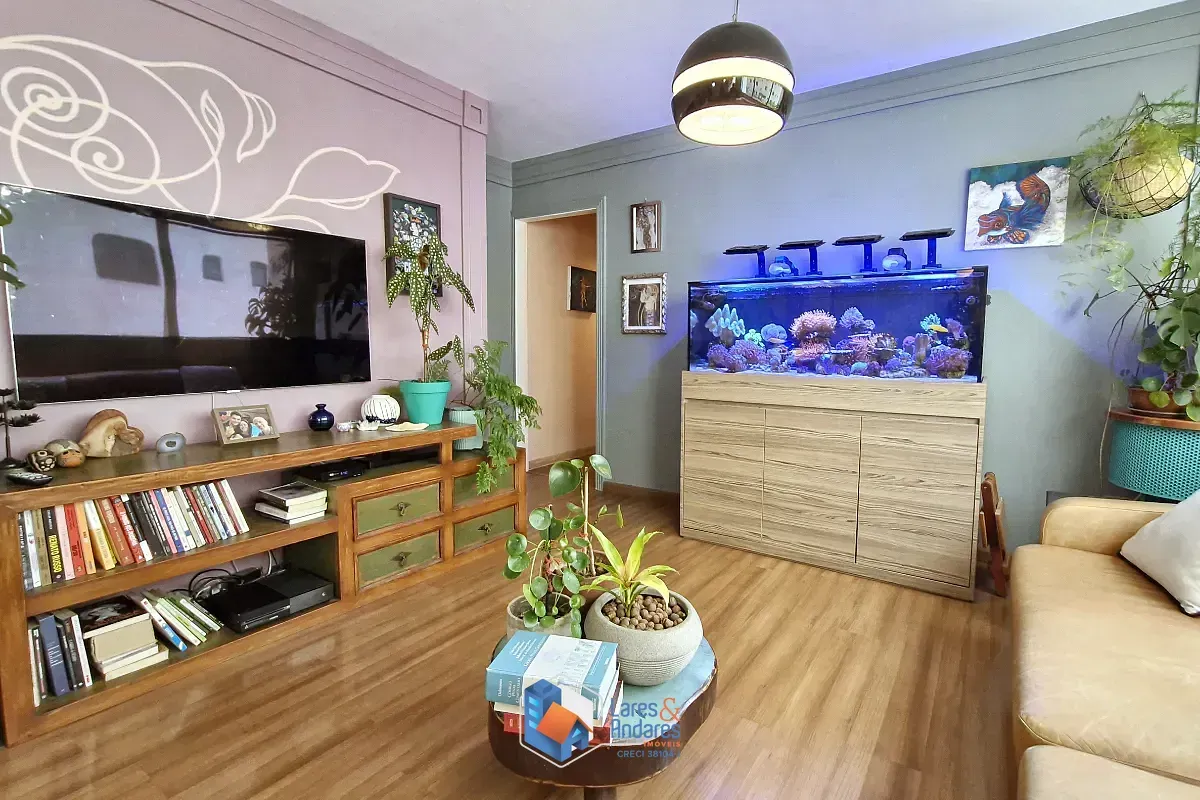 Foto do imóvel Apartamento para venda em Vila Madalena com 3 quartos, sendo 1 suíte, 101m² em Rua Girassol