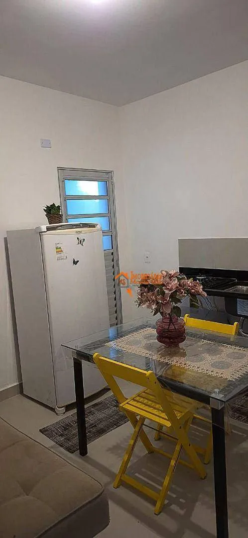 Imagem Casa com 1 dormitório para alugar, 50 m² por R$ 2.000,00/mês - Jardim Santa Mena - Guarulhos/SP