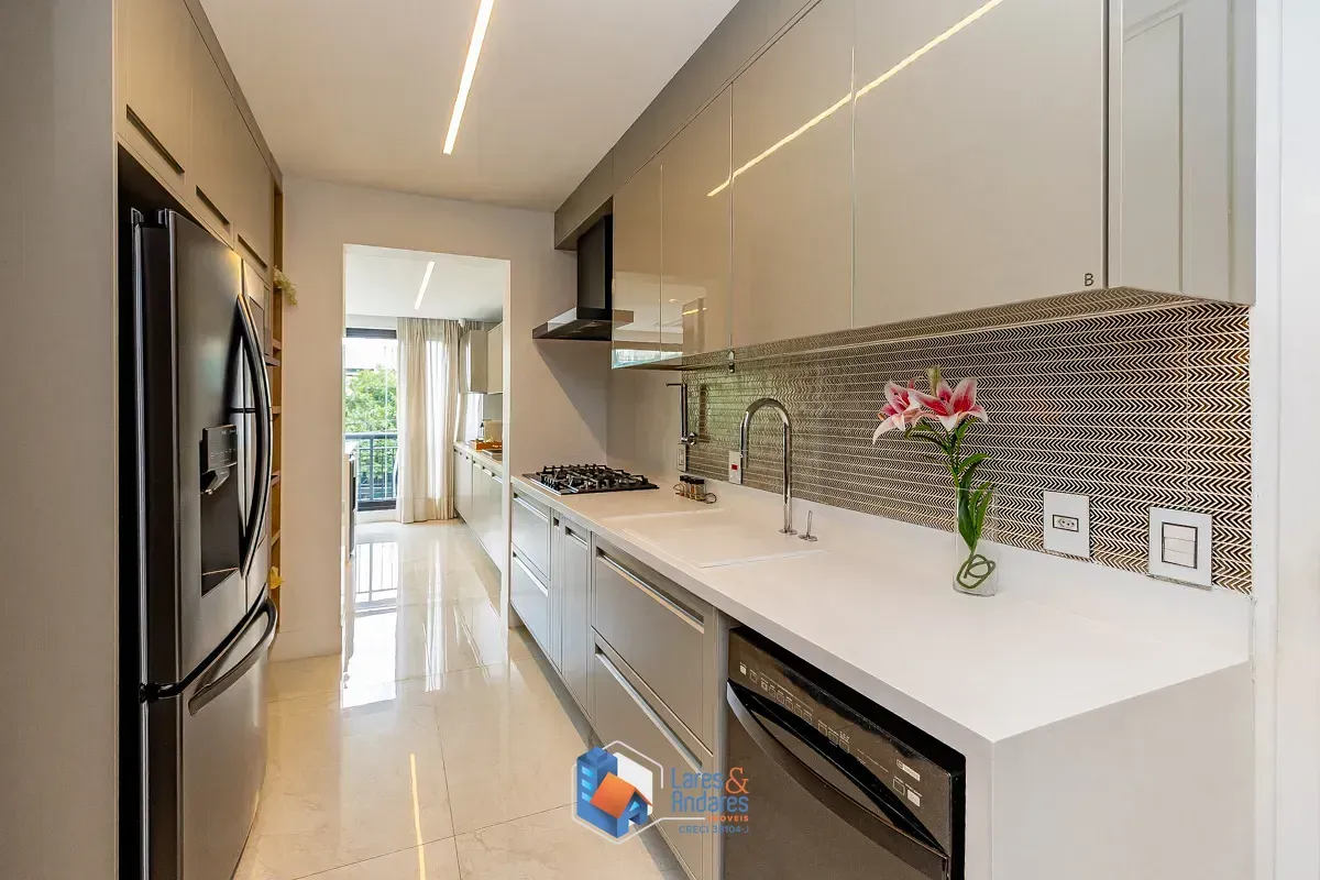 Imagem Apartamento garden para venda em Vila Olímpia com 3 quartos, sendo 3 suítes, 220m²