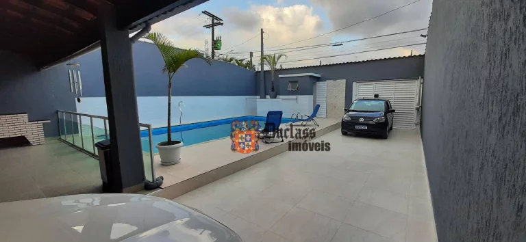 Imagem Sobrado com 5 dormitórios à venda, 340 m² por R$ 850.000,00 - Balneário Jequitibá - Itanhaém/SP