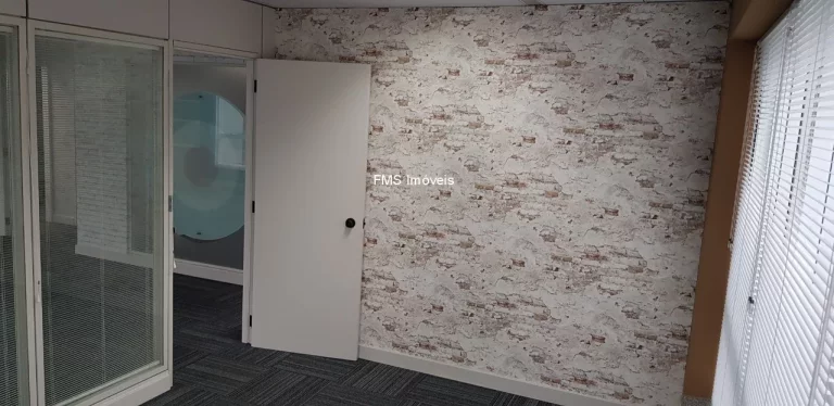 Imagem Conjunto comercial com 130m² na Vila Nova Conceição.