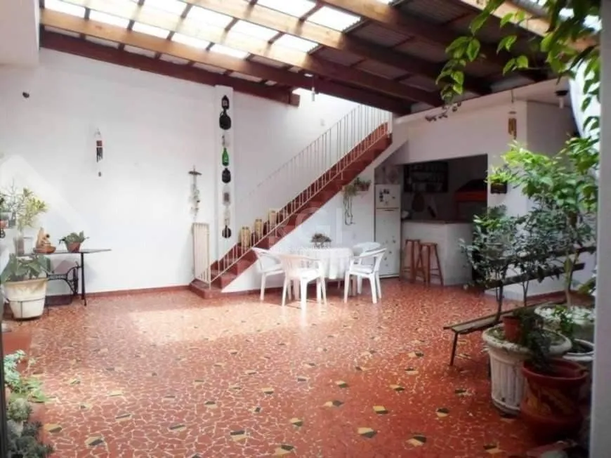 Imagem Casa para Venda - 150m², 3 dormitórios, 2 vagas - Santana