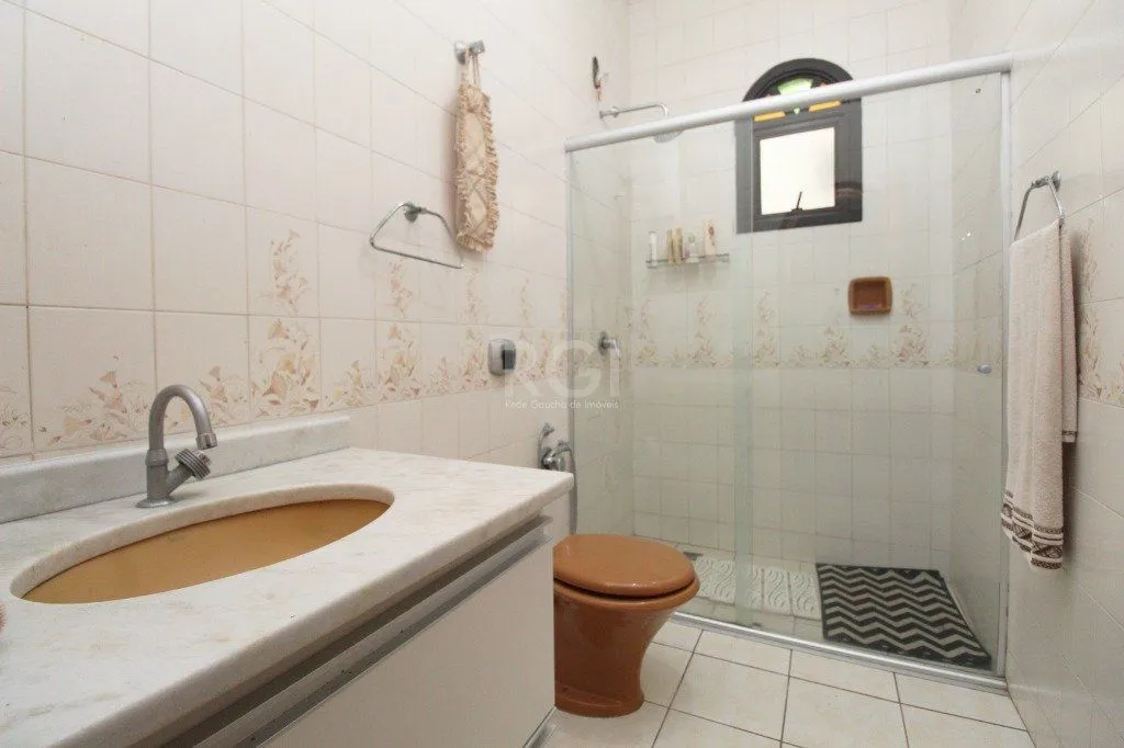 Imagem Casa para Venda - 406.36m², 6 dormitórios, sendo 6 suites, 2 vagas - Chácara das Pedras