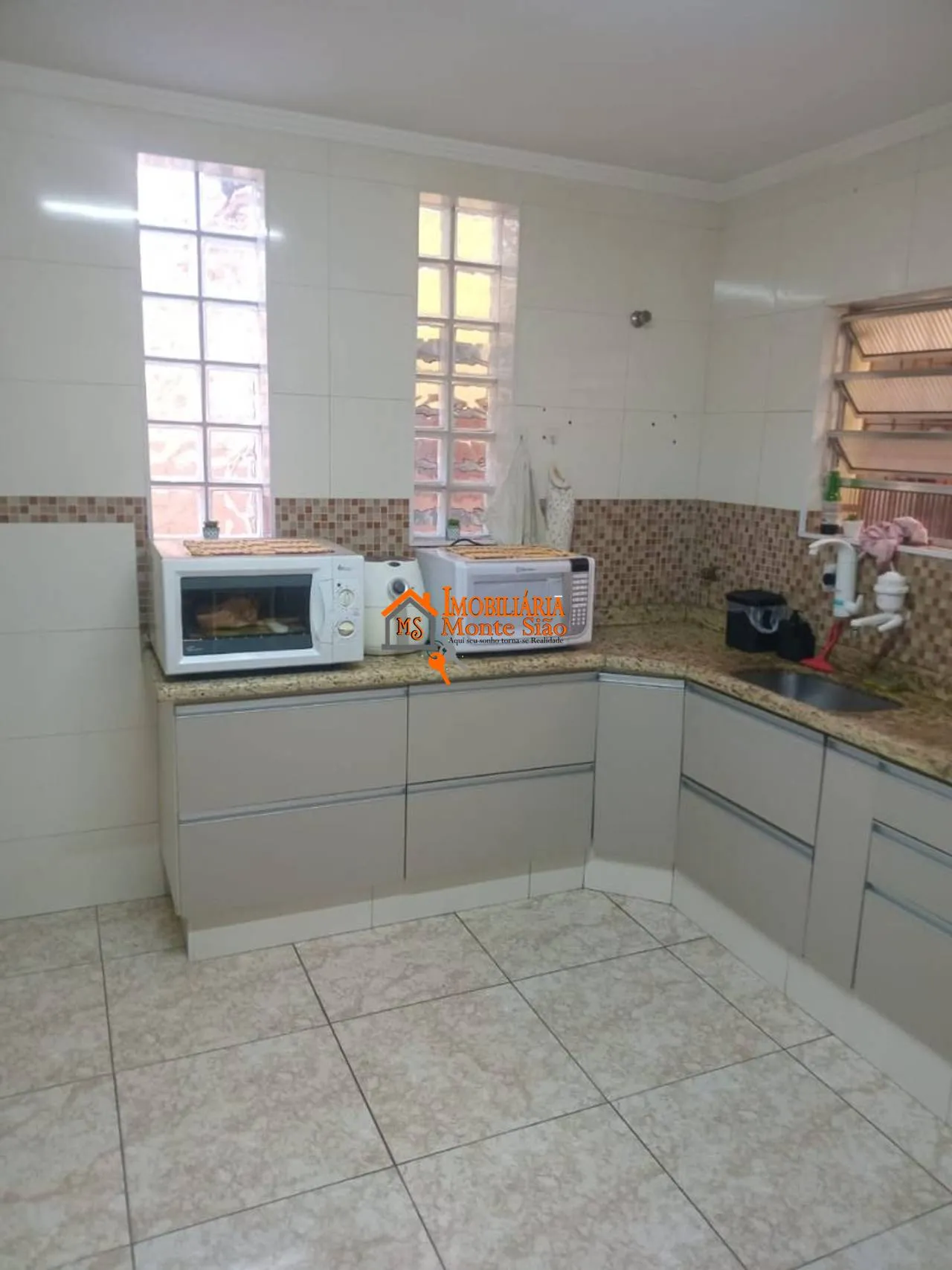 Imagem Sobrado com 2 dormitórios à venda, 150 m² por R$ 460.000,00 - Jardim Santa Mena - Guarulhos/SP