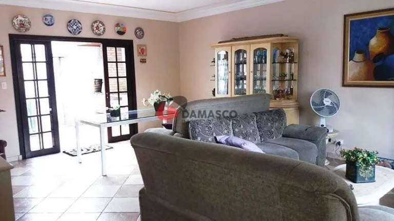 Imagem Sobrado à venda 3 Quartos, 1 Suite, 5 Vagas, 239M², Osvaldo Cruz, São Caetano do Sul - SP
