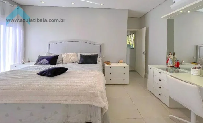 Imagem Casa de Condomínio Semimobiliada em Atibaia  Serra da Estrela