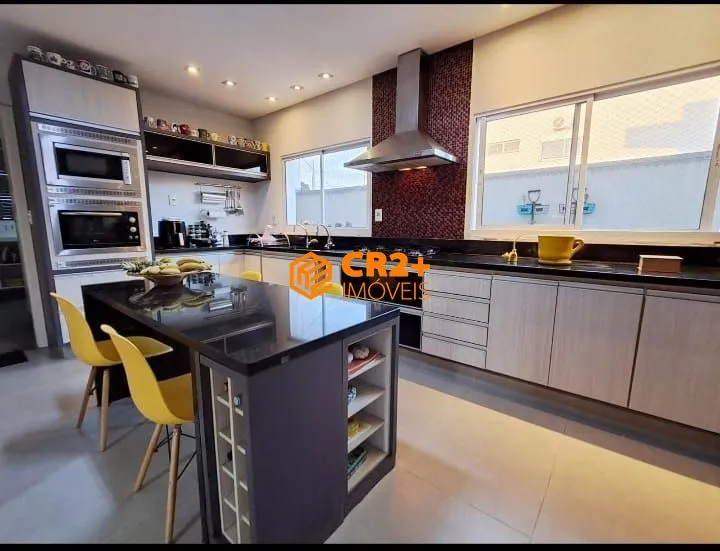 Imagem Vendo casa alto padrão 03 quartos 01 suíte 04 vagas de garagem em Taubaté/ São P