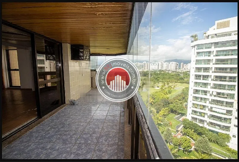 Imagem Apartamento Alto Padrão a Venda no bairro Recreio dos Bandeirantes - Rio de Janeiro, RJ