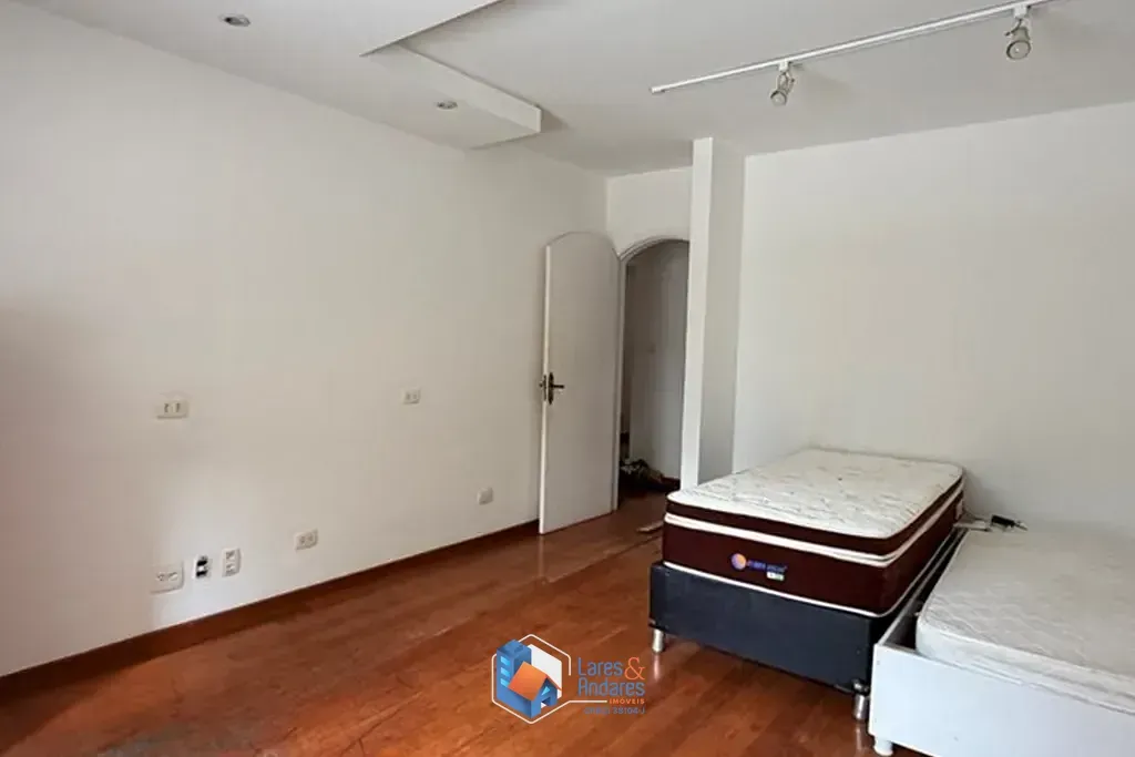 Imagem Casa à venda 3 Quartos 2 Vagas 255M² Chácara Klabin São Paulo - SP