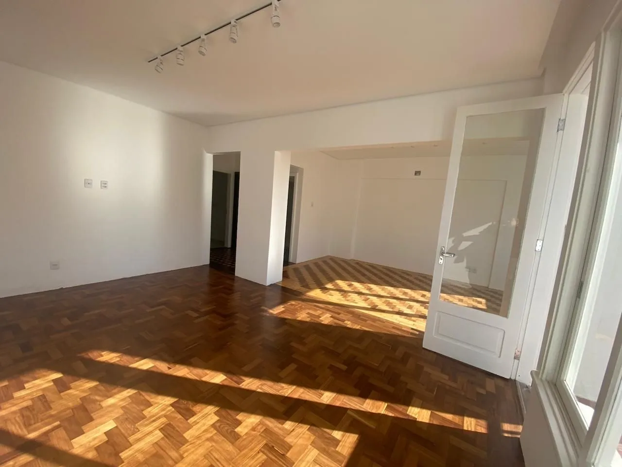 Imagem Apartamento a venda 2 suítes bairro Independência