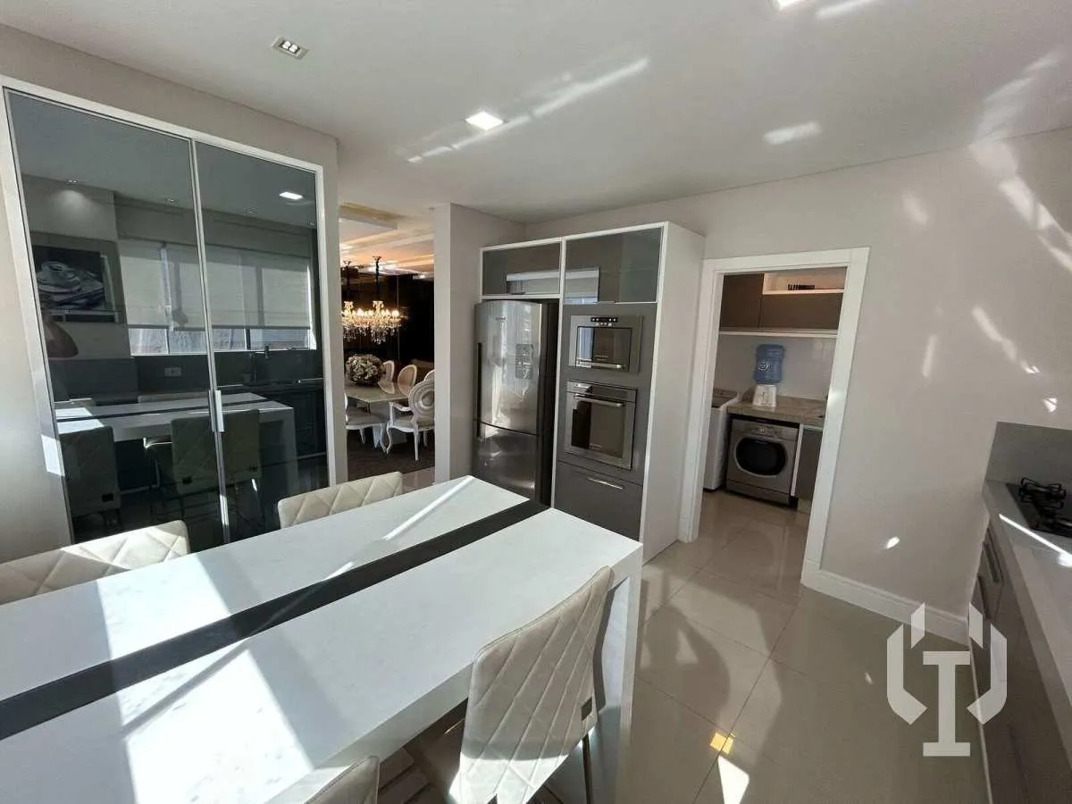 Imagem Apartamento de luxo à venda, no La Musique, em Itapema, MEIA PRAIA, com 3 quartos, 153m2