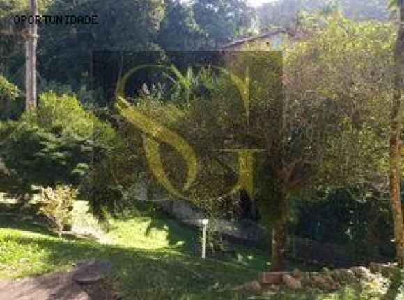 Imagem Casa para Venda em Teresópolis, Granja Guarani, 3 dormitórios, 1 suíte, 3 banheiros, 2 vagas