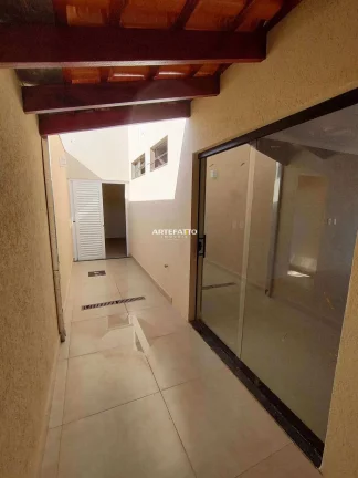 Imagem Casa à Venda no Bairro Quinta D’Oeste – Terreno Inteiro e Excelente Potencial