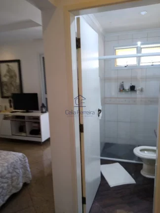 Imagem Casa de Alto Padrão em Condomínio Fechado Segurança e Conforto para Sua Família!