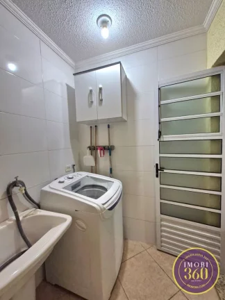 Imagem Casa à Venda com 2 Suítes, Porcelanato e Excelente Localização na Penha