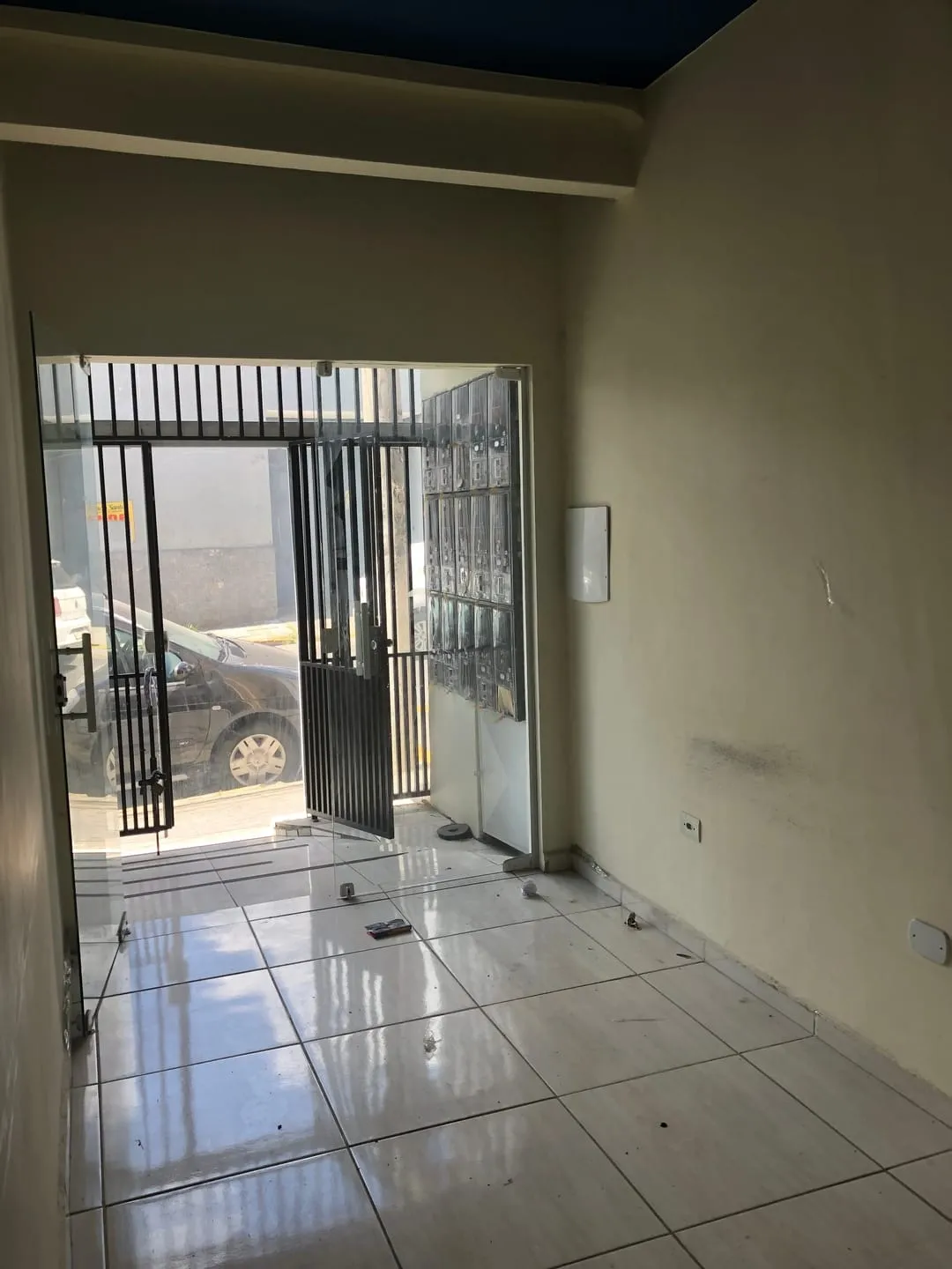 Imagem Comercial à venda e locação 300M², Centro, Pindamonhangaba - SP