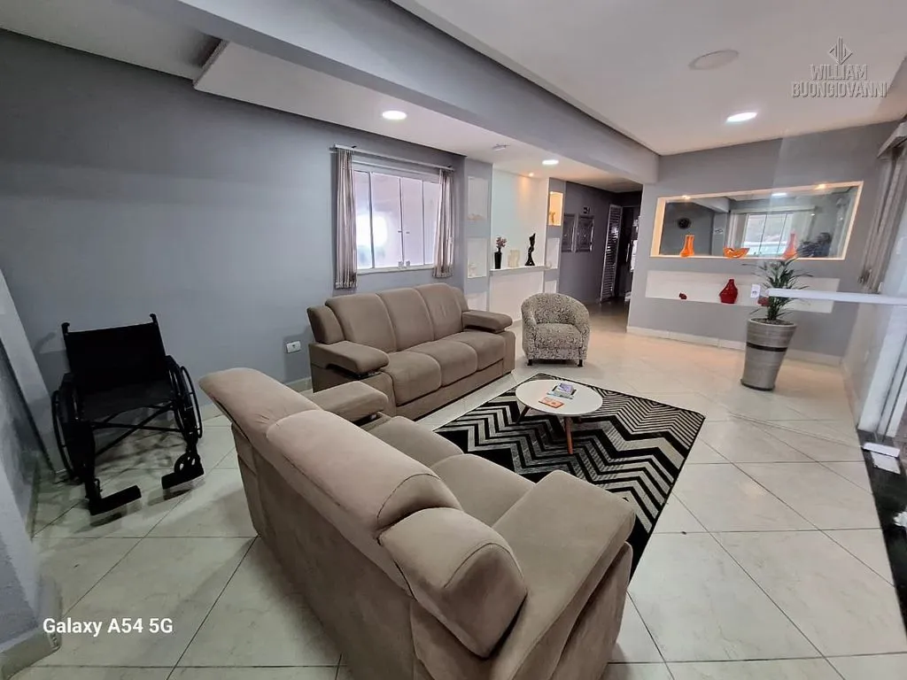 Imagem Apartamento 3 dormitórios sendo 01 suítes 2 vagas no coração do Solemar