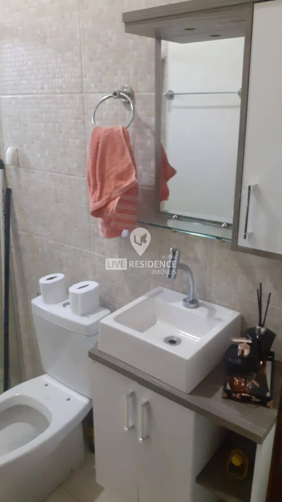 Imagem Casa totalmente térrea à venda em área comercial no Jardim Verona!