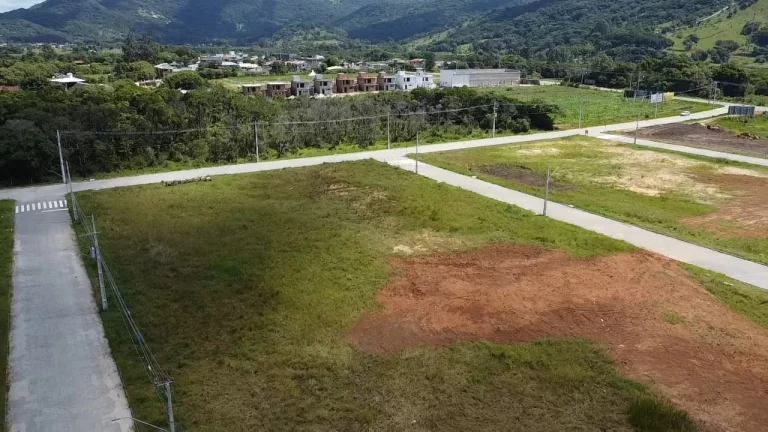 Imagem Terreno à venda no Loteamento Caminho da Lagoa, Garopaba-SC - Menor Preço!