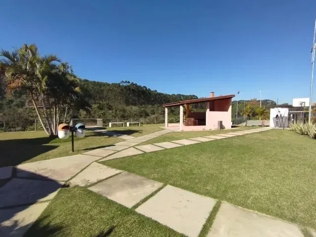 Imagem "Viva a Tranquilidade e Elegância: Terreno de 1000m² no Exclusivo Condomínio Fazenda Alta Vista, a Minutos do Campolim em Salto de Pirapora/SP"