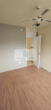 Imagem Apartamento à venda no Rio de Janeiro-RJ, bairro Camorim: 2 quartos, sala, banheiro, vaga de garagem. Aproveite!