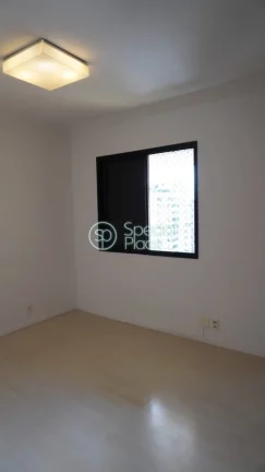 Imagem 101 metros 2 dormitórios 1 suíte dormitório de empregada com banheiro despensa 2 vagas Apartament...