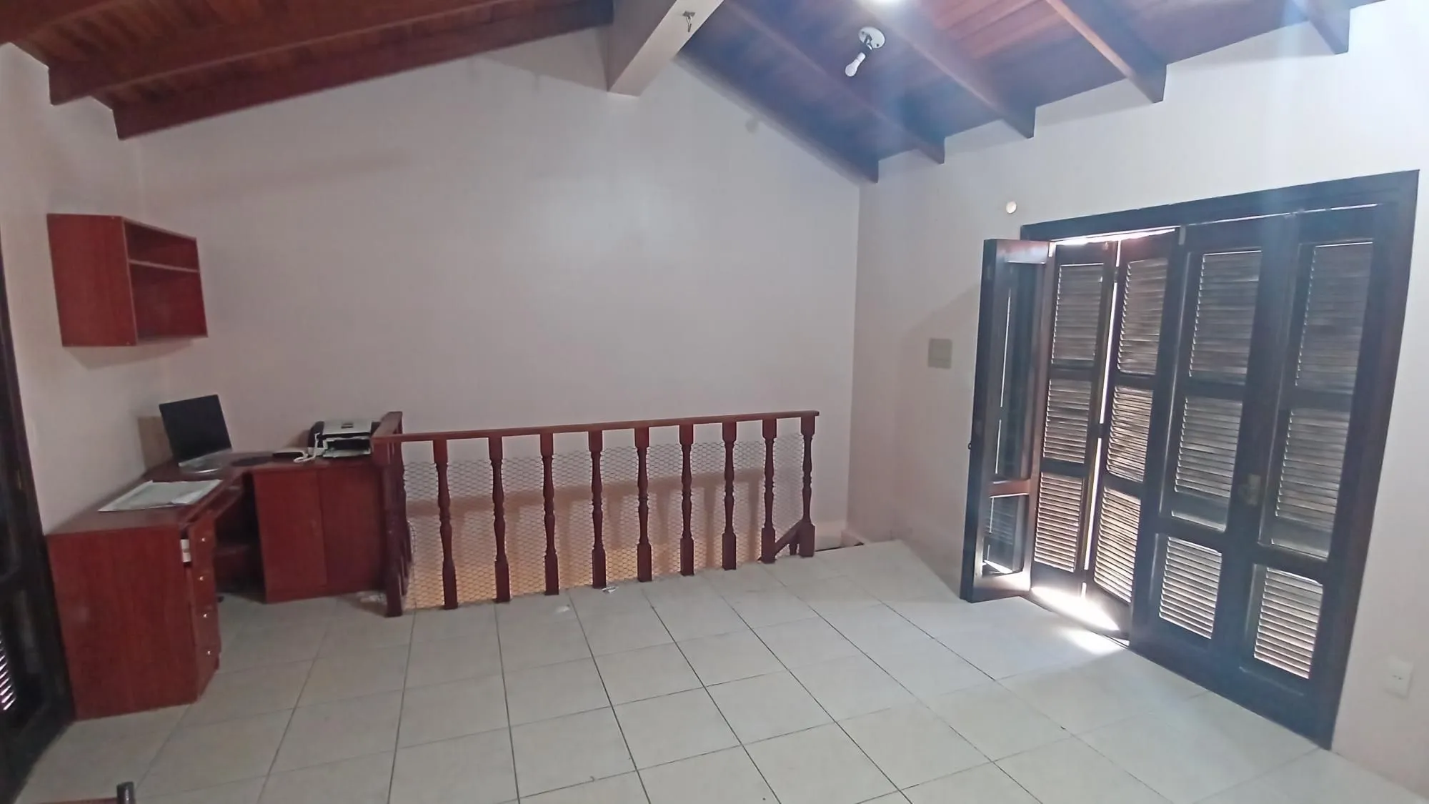 Imagem Cobertura com 2 dormitórios no bairro Petrópolis