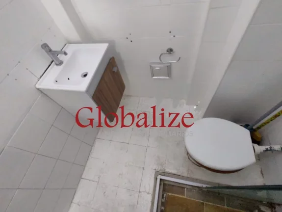 Imagem Linda Sala Living perto da praia com garagem demarcada no bairro do Boqueirão em Santos (SP) por R$.340.000,00 !