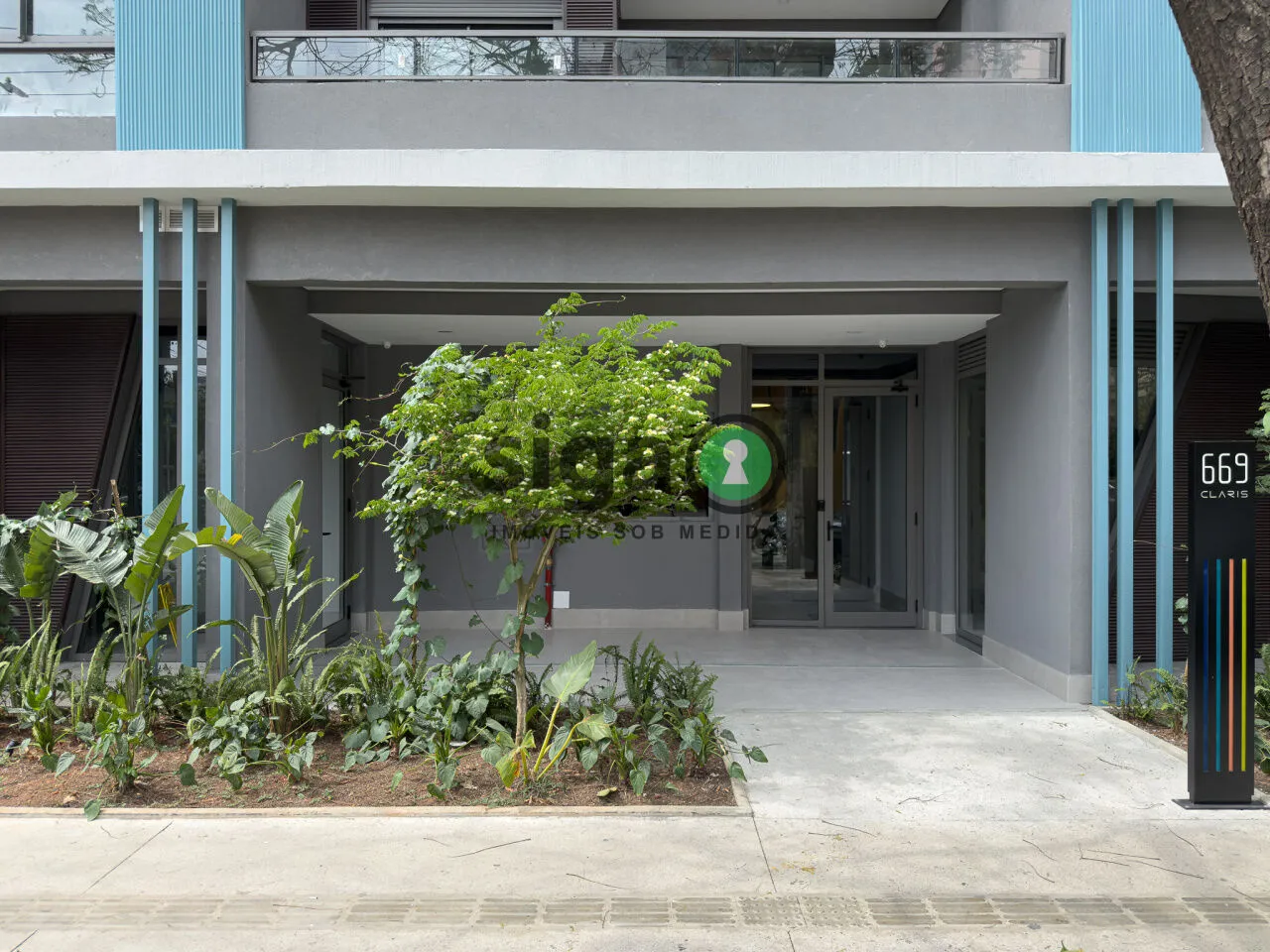 Imagem Apartamento mobiliado e decorado com 34m² e 1 suíte - Moema - São Paulo/SP