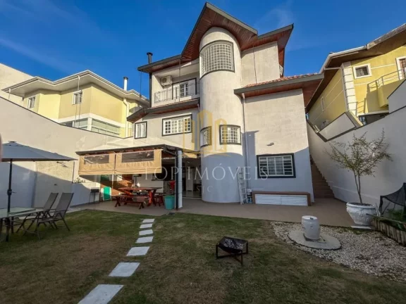Foto do imóvel Casa Maravilhosa no Condomínio Portal da Serra – 5 Dormitórios | 2 Suítes | Ampla e Sofisticada! Se você procura espaço, conforto e segurança em um só lugar, essa é a casa perfeita para sua família! em Rua Maria Aparecida de Faria