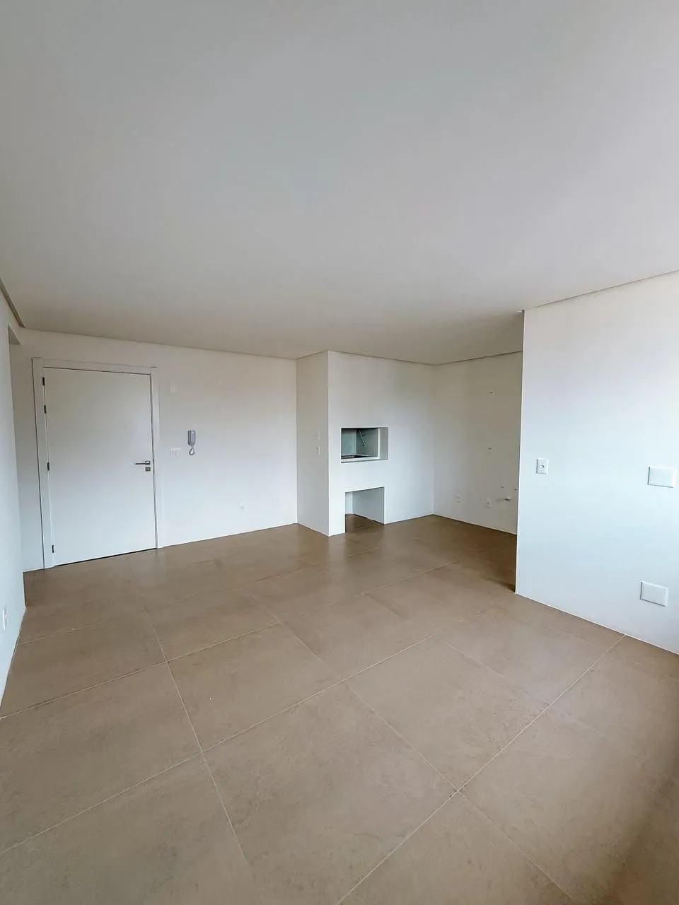 Imagem Apartamento à venda em Torres, Centro, com 2 quartos, 77.35m2