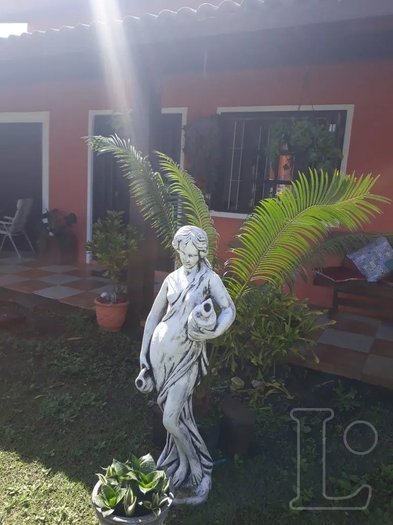 Imagem Casa para Venda - 114m², 2 dormitórios, sendo 1 suites, 2 vagas - Zona Nova
