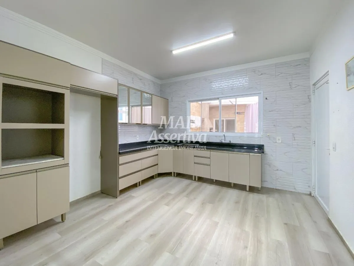 Imagem Casa para Venda em Torres / RS no bairro Zona Nova