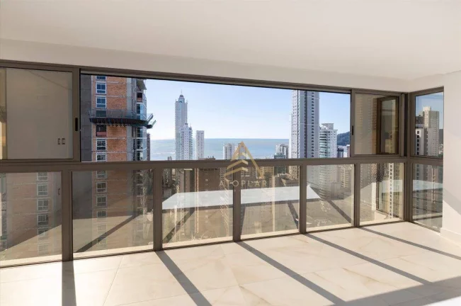 Imagem Apartamento com 4 dormitórios à venda, 167 m² por R$ 3.965.500,00 - Centro - Balneário Camboriú/SC