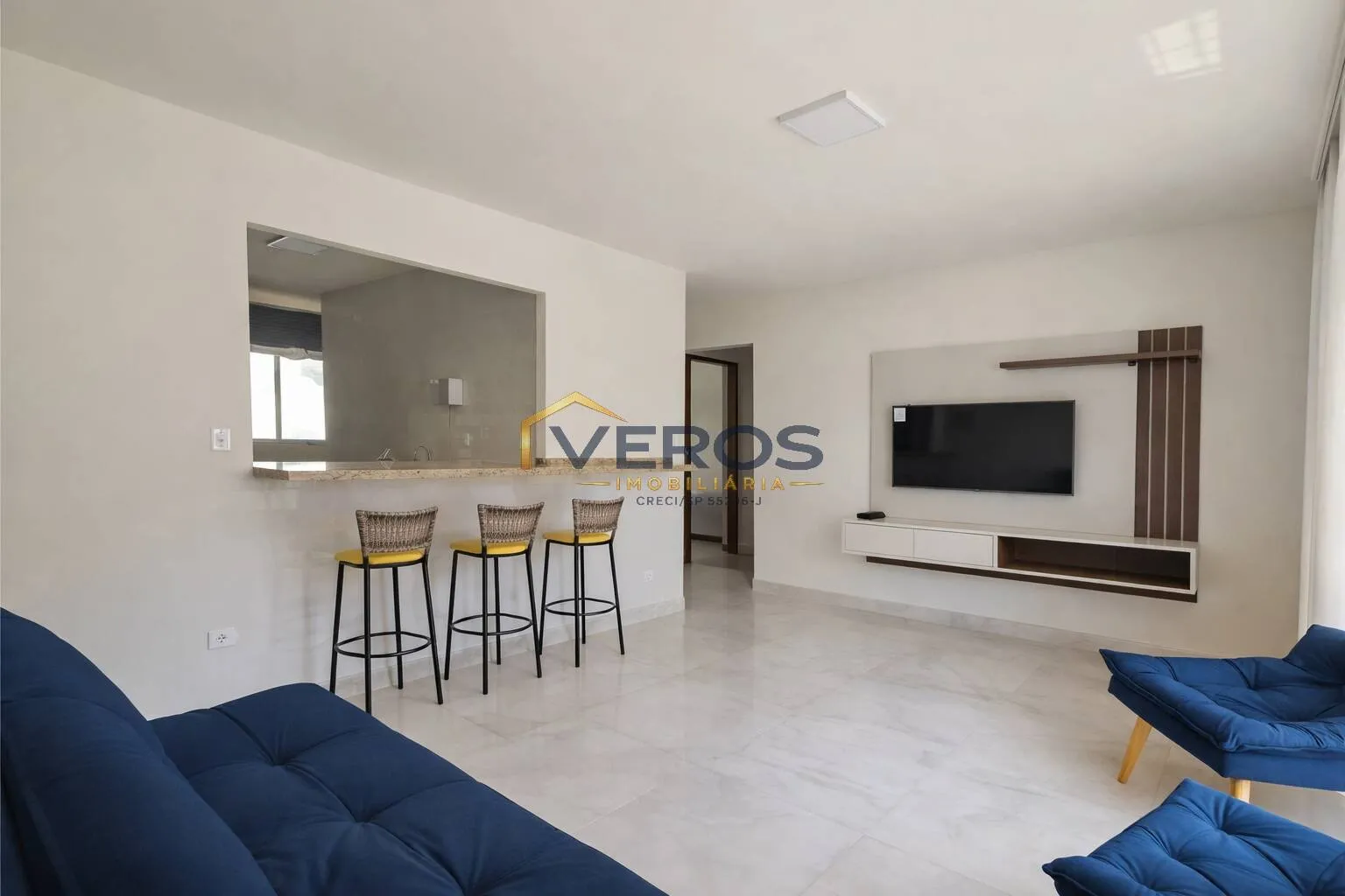 Imagem Apartamento a venda com 2 quartos e piscina na Martim de Sá - Caraguá
