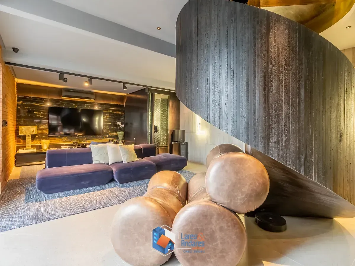 Imagem Duplex para venda em Cerqueira César com 2 quartos, sendo 2 suítes, 197m²