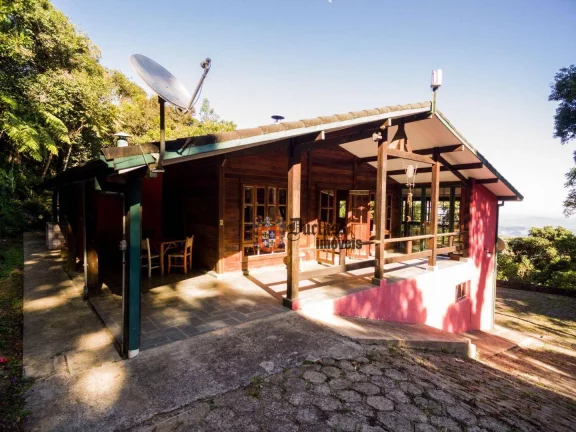 Imagem Sítio com 5 dormitórios à venda, 28000 m² por R$ 1.200.000 - Serra do Lopo - Extrema/MG