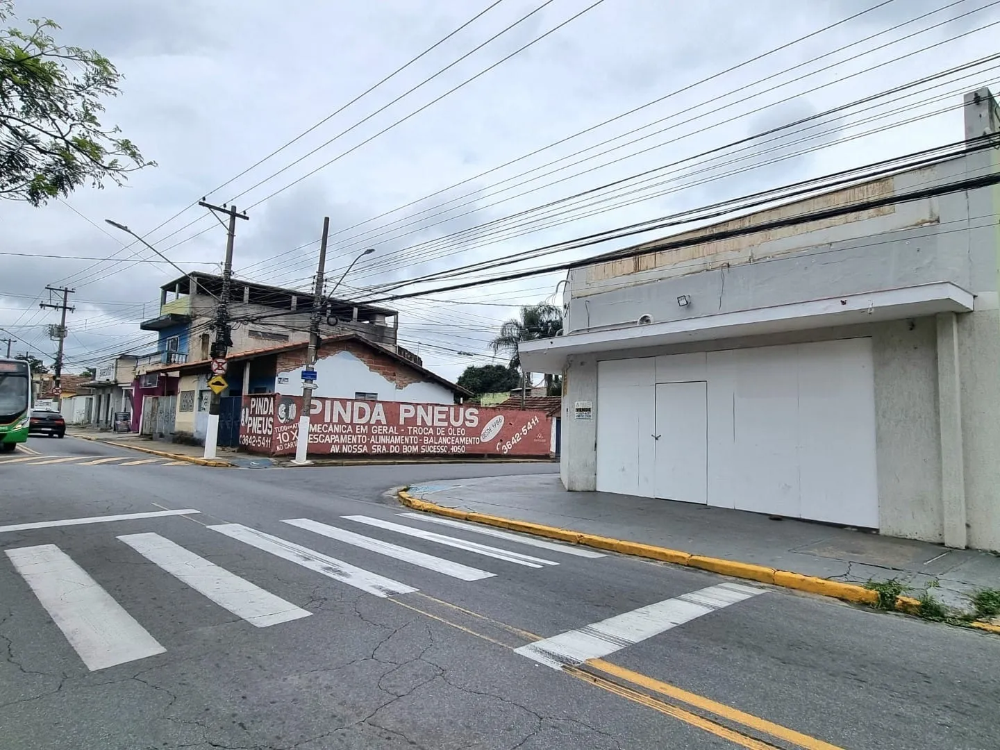 Imagem Excelente Oportunidade: Ponto Comercial de Esquina em Moreira César com 300m² e Alta Visibilidade para Novos Negócios