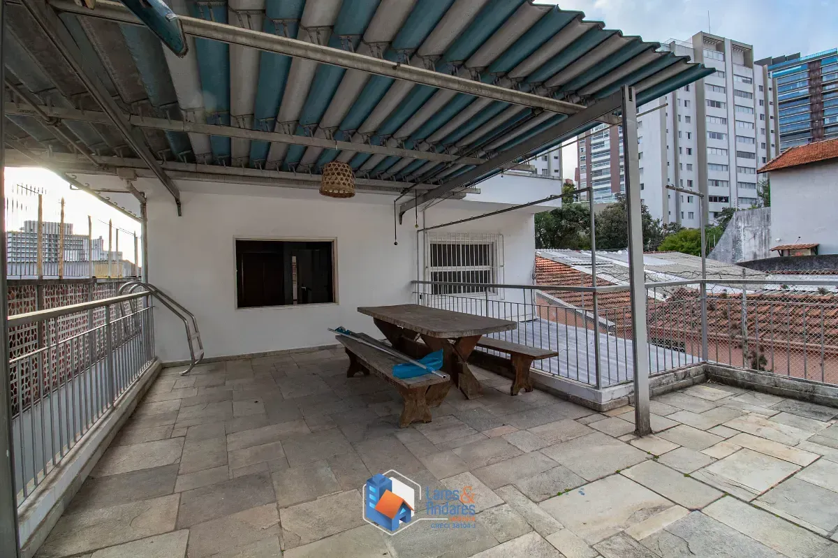 Foto do imóvel Casa para venda em Alto da Lapa com 4 quartos, sendo 1 suíte, 276m² em Rua Dardanelos